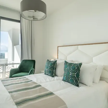 Ar 20 Las Olas Apartment